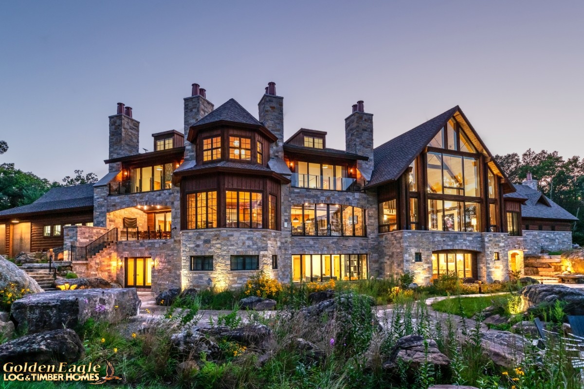 17,000 Sq. Ft. Luxury Custom Estate - UCT