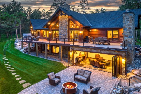 Minnesota Timber Ranch Deluxe - UCT Log Homes Photo Album