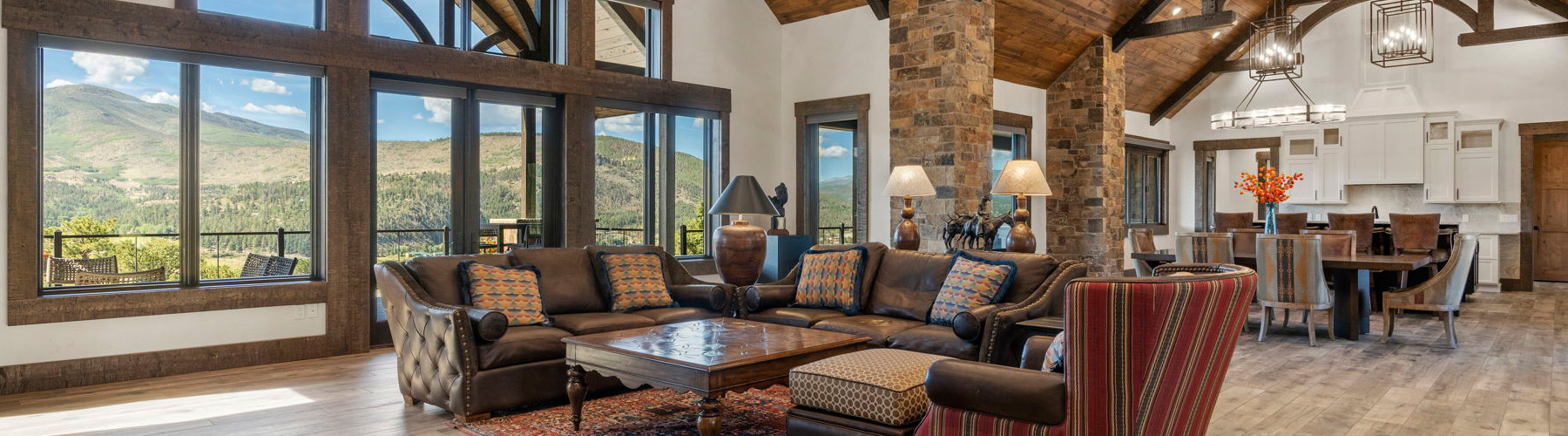 Custom Mountain Estate- UCT